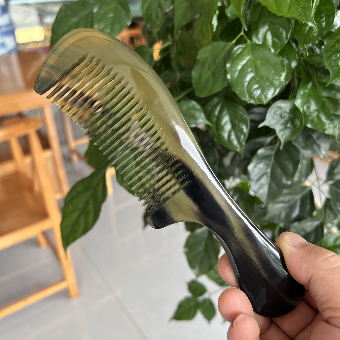 珍角堂高原天然藏牛角大号加厚按摩梳长发直发家用护理保健梳包邮