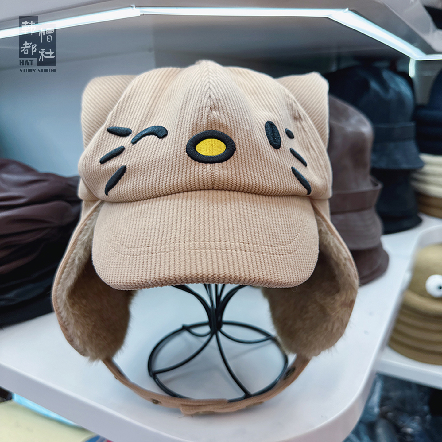 帽子女款2025秋冬季新款可爱猫耳刺绣雷锋帽甜美显脸小户外护耳帽