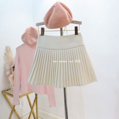 白色高级MIU系压褶毛呢短裙