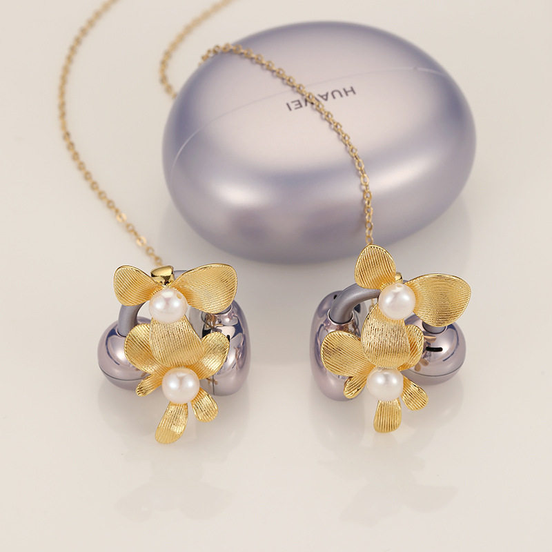 Clove 淡水珍珠双花蓝牙耳机夹防丢链适用华为freeclip耳机饰品女