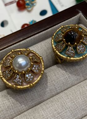 西洋中古铜做旧复古金色搭配圆形粉色蓝色虎眼珍珠开口叠款戒指