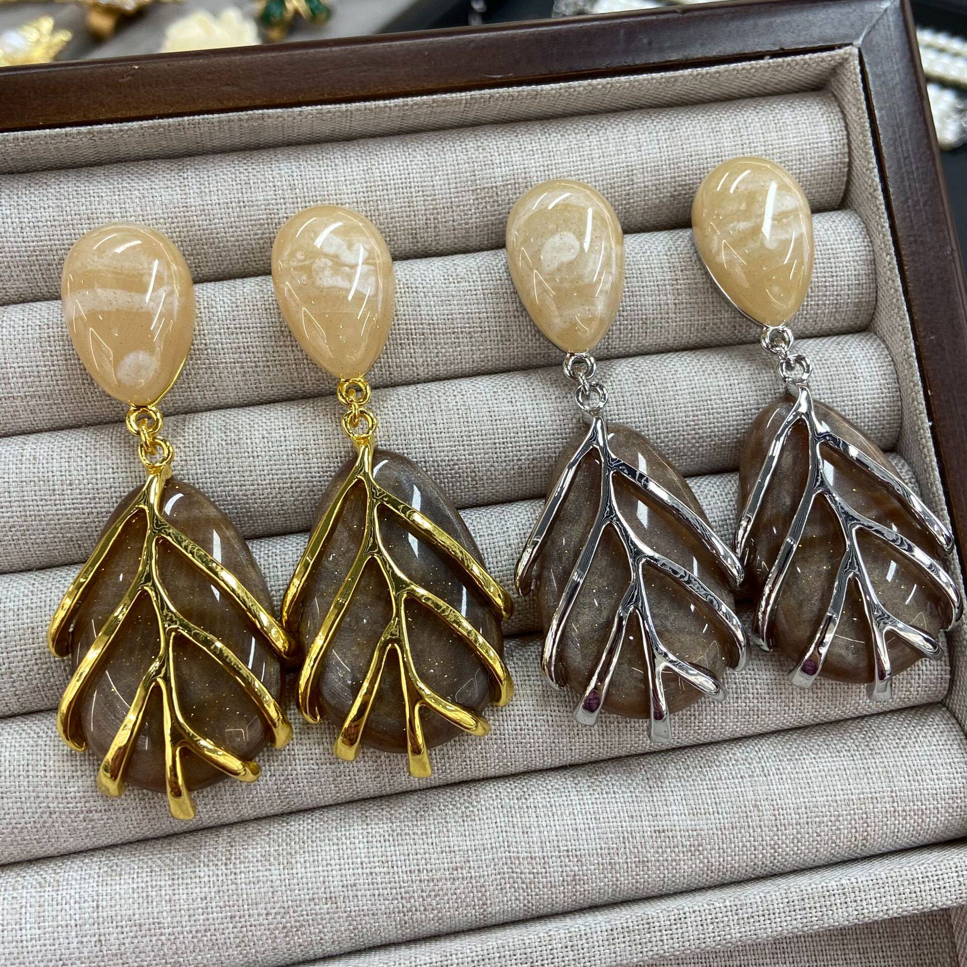 法式度假民族风咖色树叶水滴耳环轻奢高级感夸张新中式耳饰耳坠女