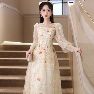 法式晚礼服女2024新款高级感日常可穿轻奢小众高端艺考长袖仙女裙