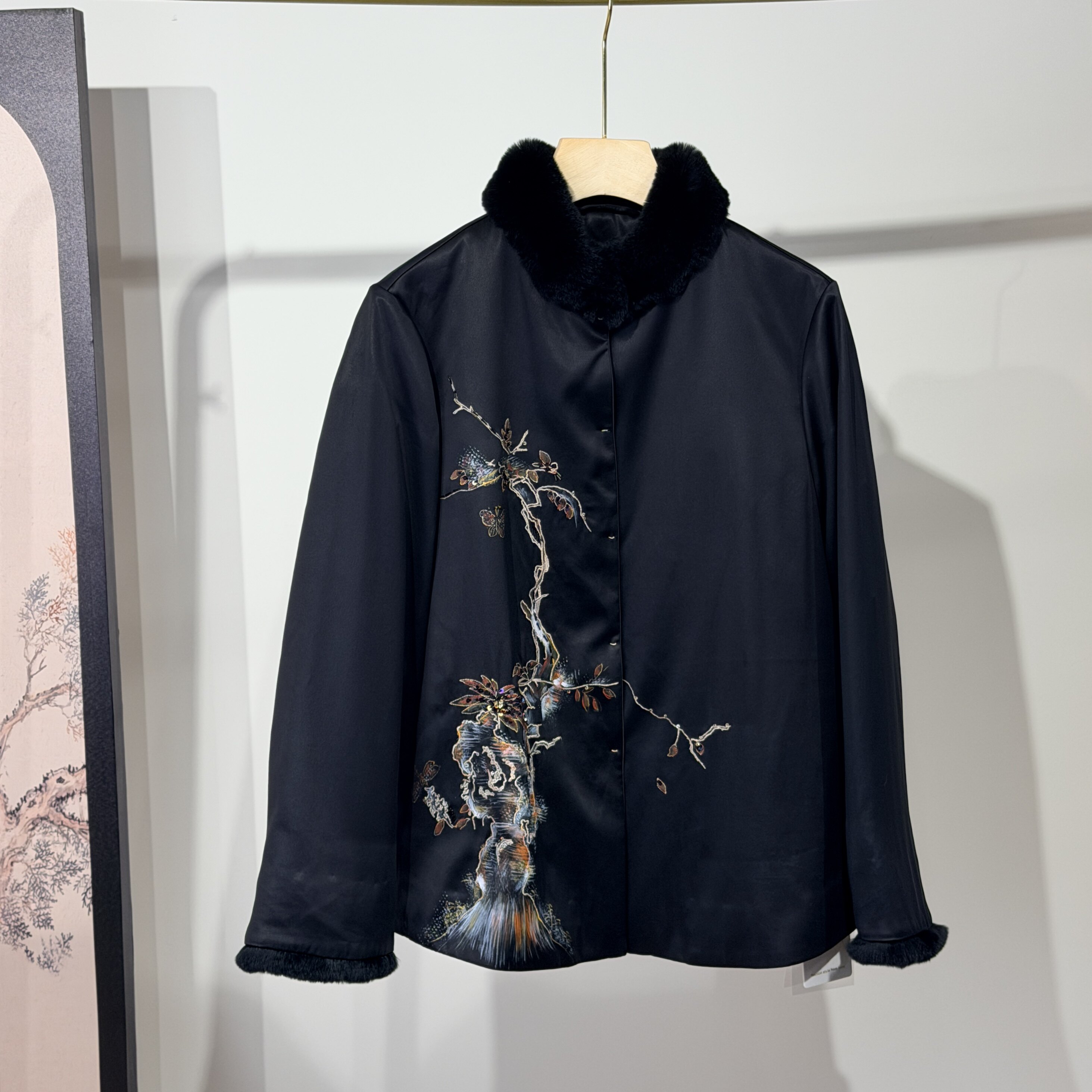 手绘新中式冬季复古长袖獭兔毛立领加厚刺绣宽松鹅绒羽绒服上衣女