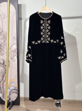 [100桑蚕丝]复古真丝丝绒连衣裙2026秋新款黑色刺绣植绒中长裙