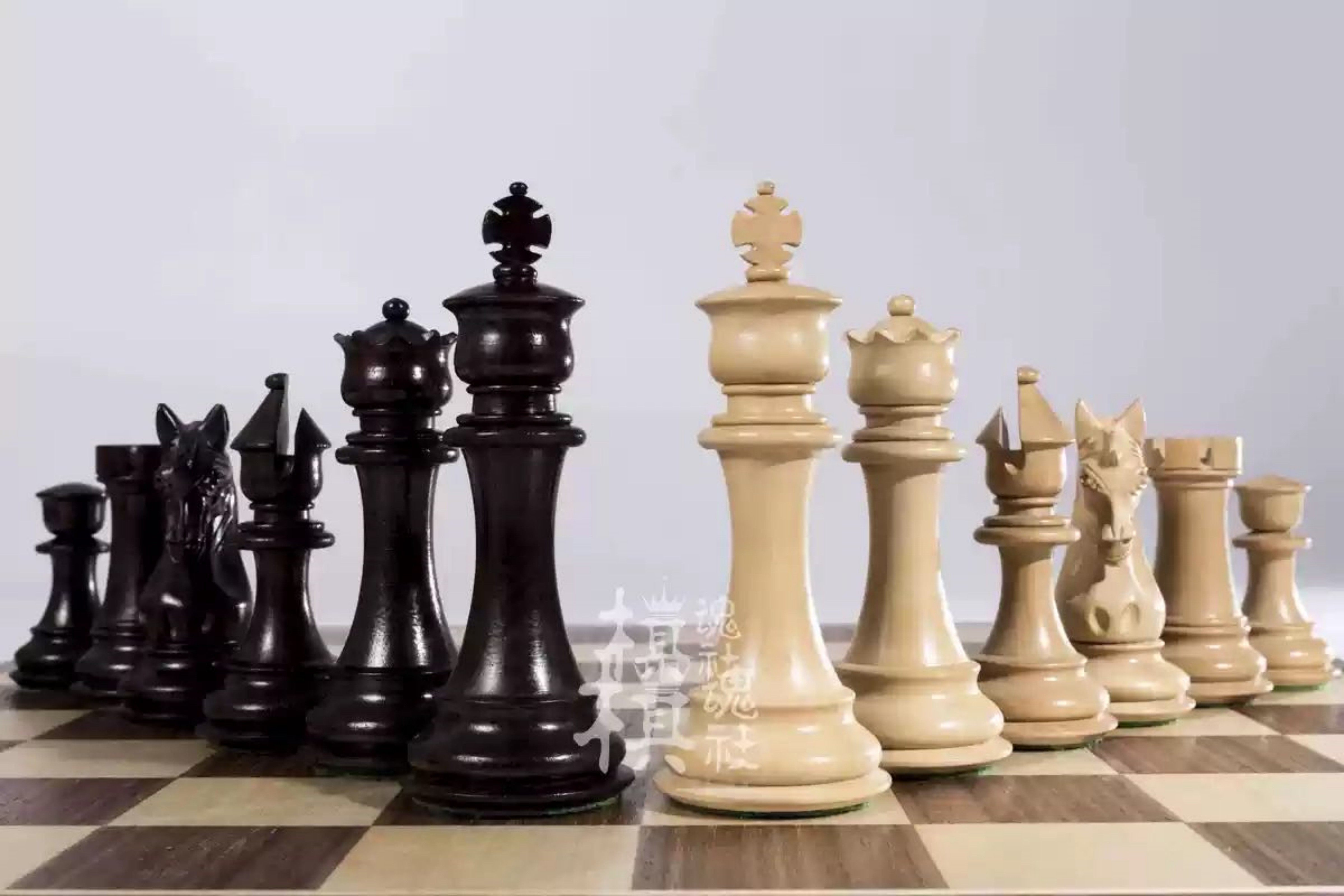 新品进口高档国际象棋实木大号立体成人象棋比赛专用国际象棋包邮