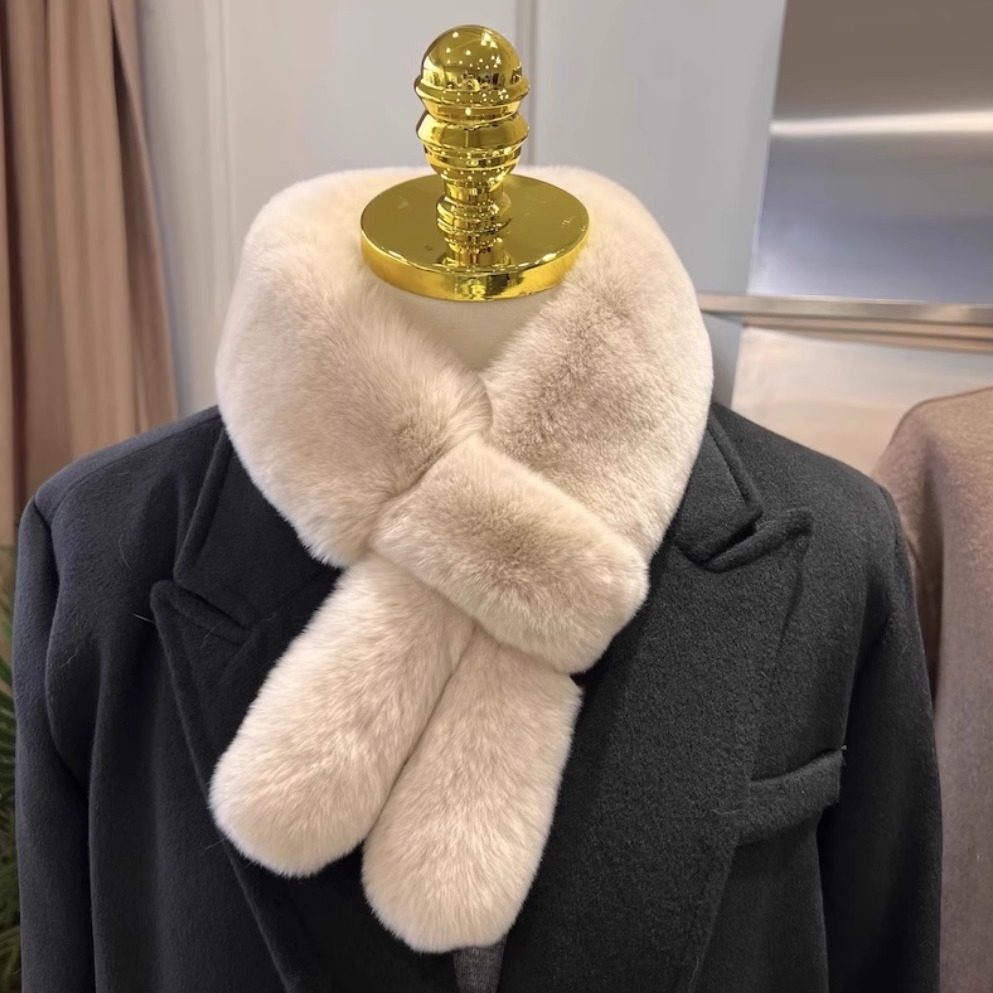 真獭兔毛围脖韩国可爱兔耳朵围巾