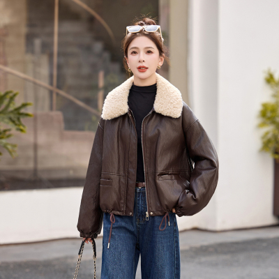 皮衣2026年新款羽绒服冬季女款