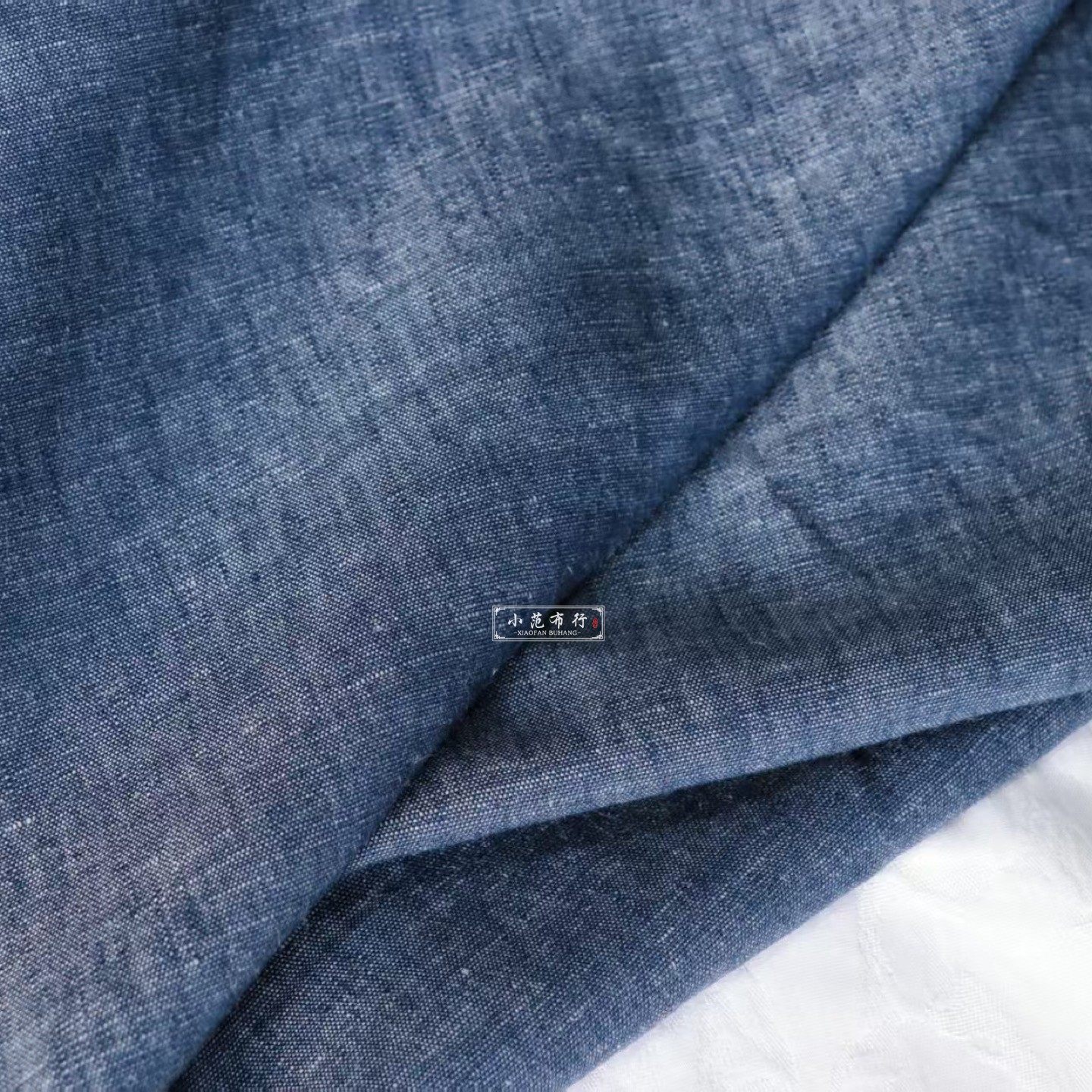 春夏秋 牛仔蓝棉麻梭织亚麻布料 衬衫连衣裙男女时装透气裤子面料