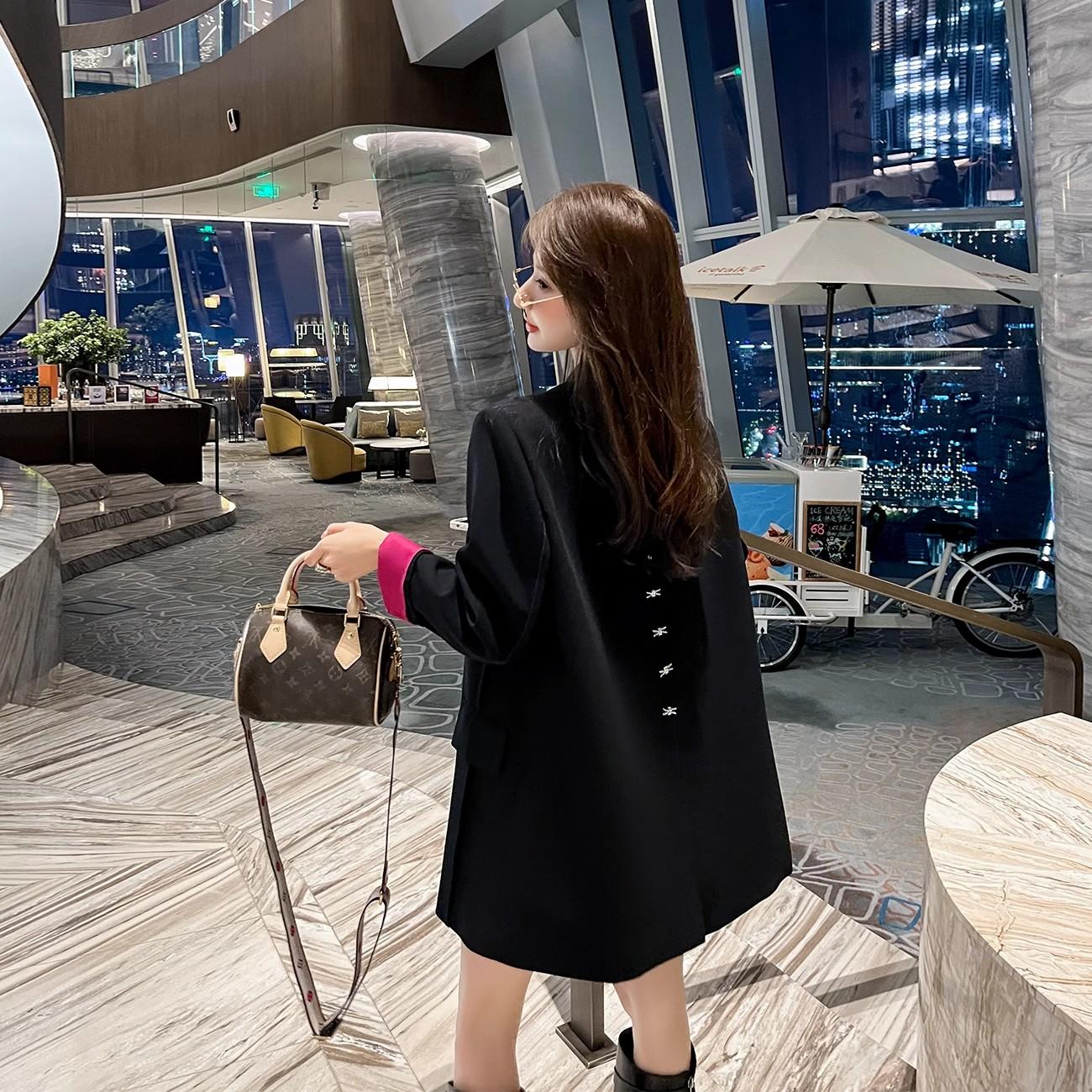 胖mm宽松设计感黑色西装外套女