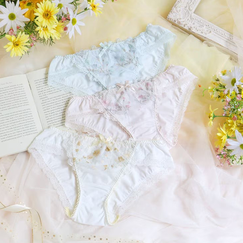 Risa Magli优丽娜娜刺绣低腰内裤牛奶丝透气甜美三角裤粉蓝254