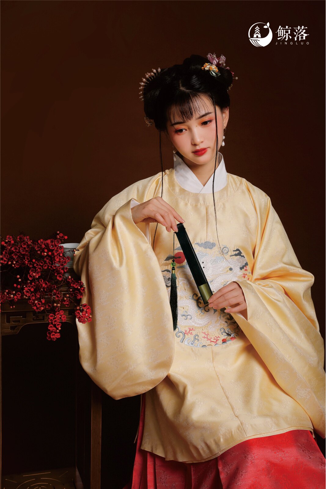 长安鲸落坊绣花明制女款现货全款