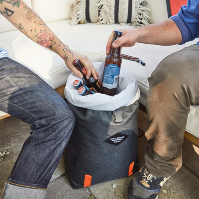 户外露营折叠卷盖防水储水双肩包