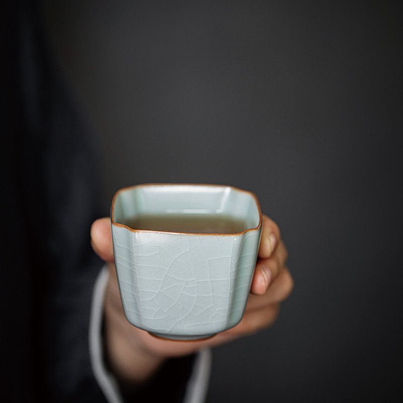 台湾丰子汝窑/高四方杯/开片可养汝瓷主人杯天青手工陶瓷