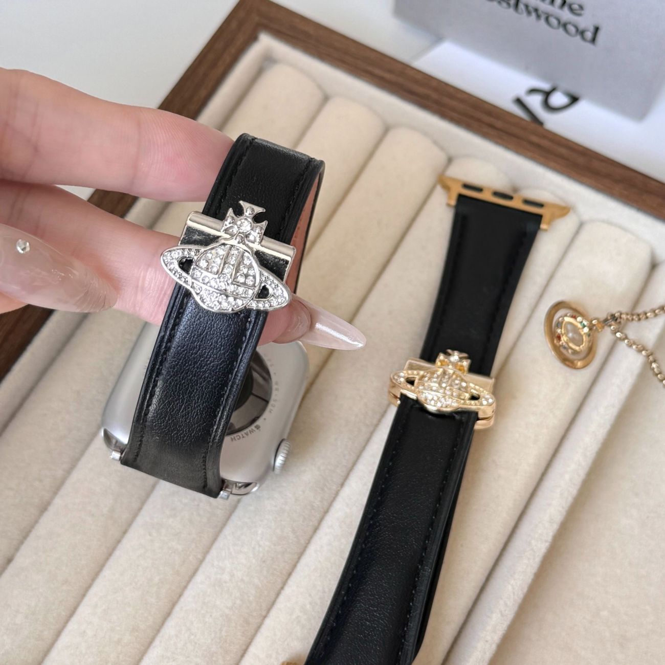 镶钻土星磁吸扣小羊皮适用华为fit4/32高级荣耀5/fit亲选2i女腕带