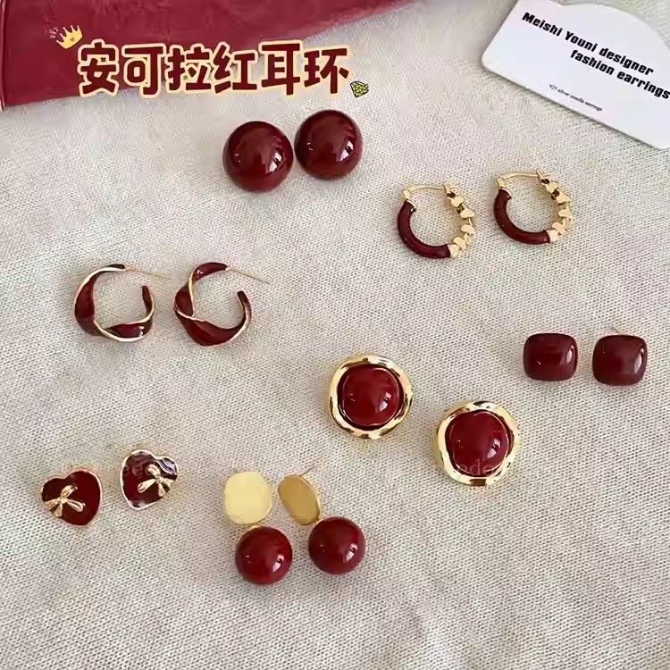 新年安可拉红色小豆豆耳钉港风复古酒红色几何形耳环网红同款耳饰