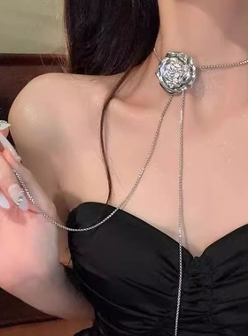 轻奢小众高级感嘻哈长款流苏抽拉式项链女金属感玫瑰花锁骨链颈链
