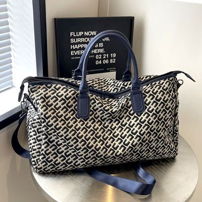 手提旅行包女大容量轻便短途旅游行李包女士外出便携运动健身包小