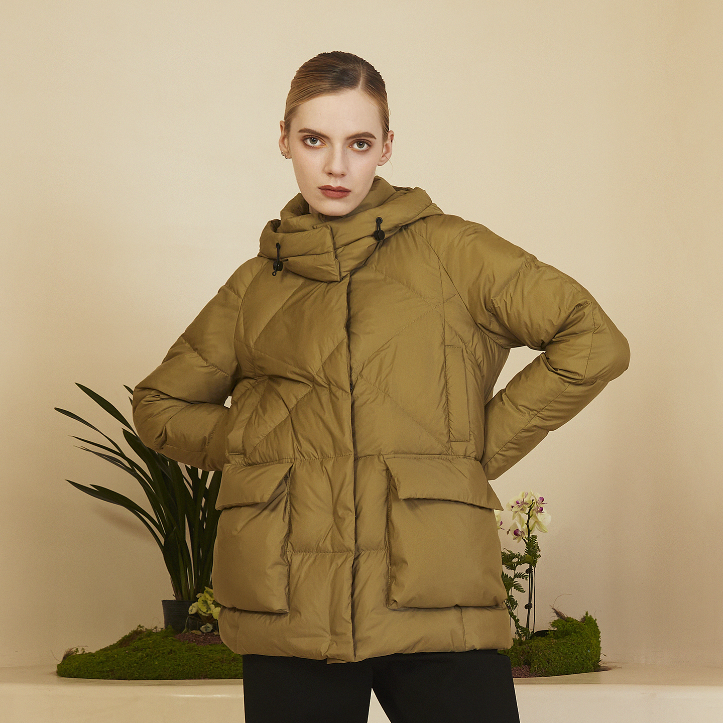 XINSILU新思路女装专柜冬装时尚纯色连帽大口袋针织袖口女羽绒服