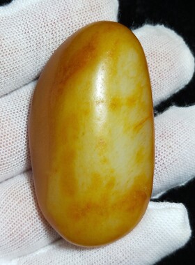 44.3克和田玉籽料原石黄白种手把件天然无修形好无裂无伤油润肉细