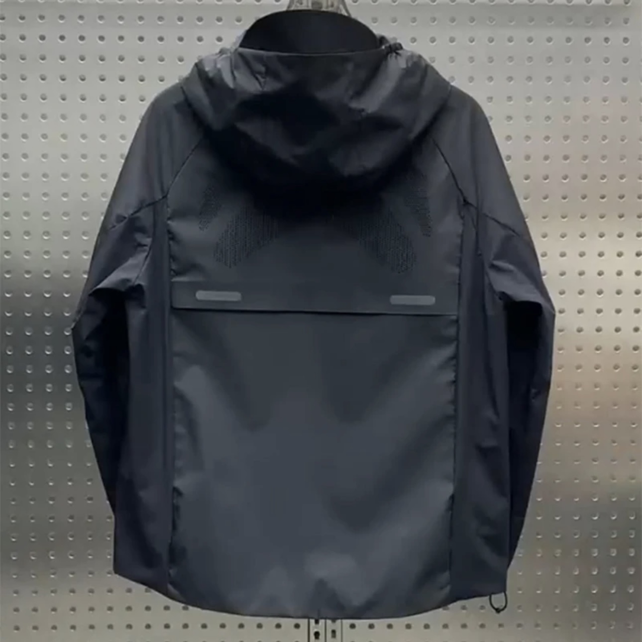 春秋轻奢潮牌户外情侣款连帽夹克