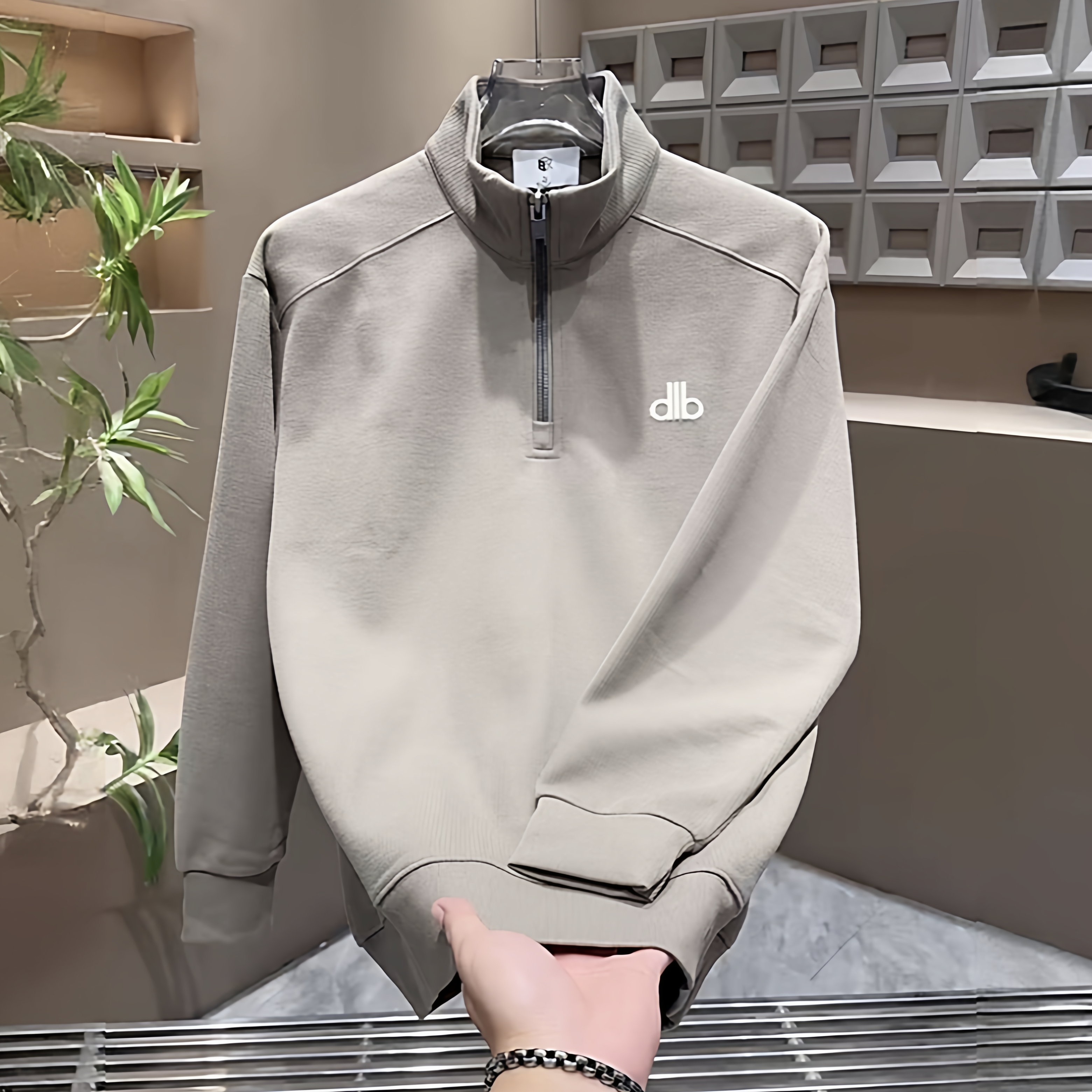 秋冬新款刺绣字母半拉链立领卫衣