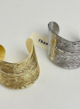 韩国东大门新款褶皱条纹开口手镯轻奢气质手环小众冷淡风个性手饰