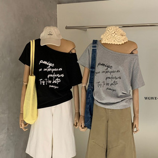WGWE复古字母印花斜肩短袖T恤夏季简约休闲百搭宽松显瘦上衣W9131