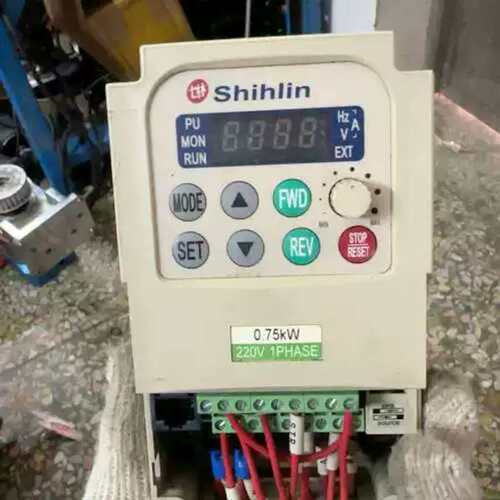 议价变频器SS-021-0.75K-D，，220V[议]