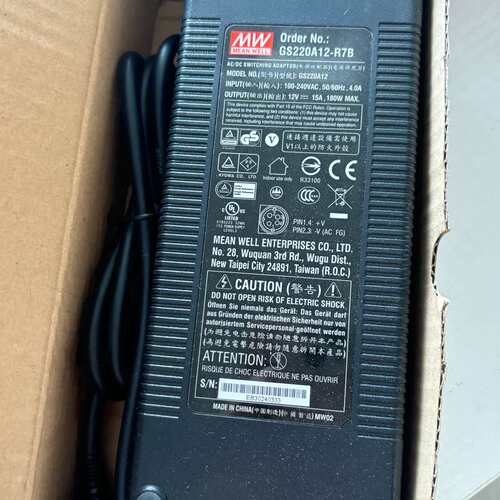 正品电源GS220A12-R7B，输入100-2