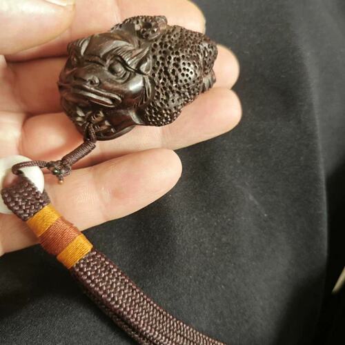 议价[维修]紫檀蟾蜍挂件，全品，全手工艺。
