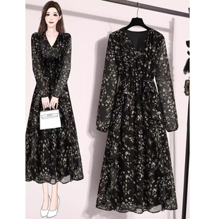 胖mm复古v领宽松超仙长裙 碎花连衣裙女2025春新款 大码 高级感法式