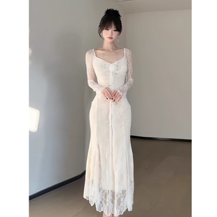 名媛温柔风蕾丝方领长袖 高级感气质掐腰包臀礼服裙 连衣裙2026春季
