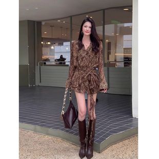 百搭潮 收腰连衣裙系带短裙设显瘦气质法式 2025新款 美拉德色系长袖