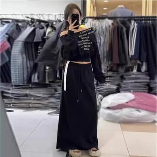 秋季 2025鑫坤设计感气质一字肩字母卫衣高腰半身裙两件套女 时尚