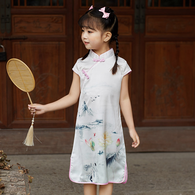 2026女童装夏装新款中国风丝绸儿童旗袍女宝宝夏季小孩洋气连衣裙