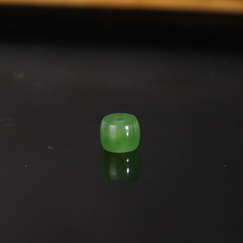 天然和田玉碧玉苹果绿直切老型珠桶珠5x3.9mm配珠顶珠HT02