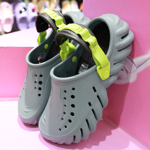 crocs洞洞鞋波波反光凉鞋