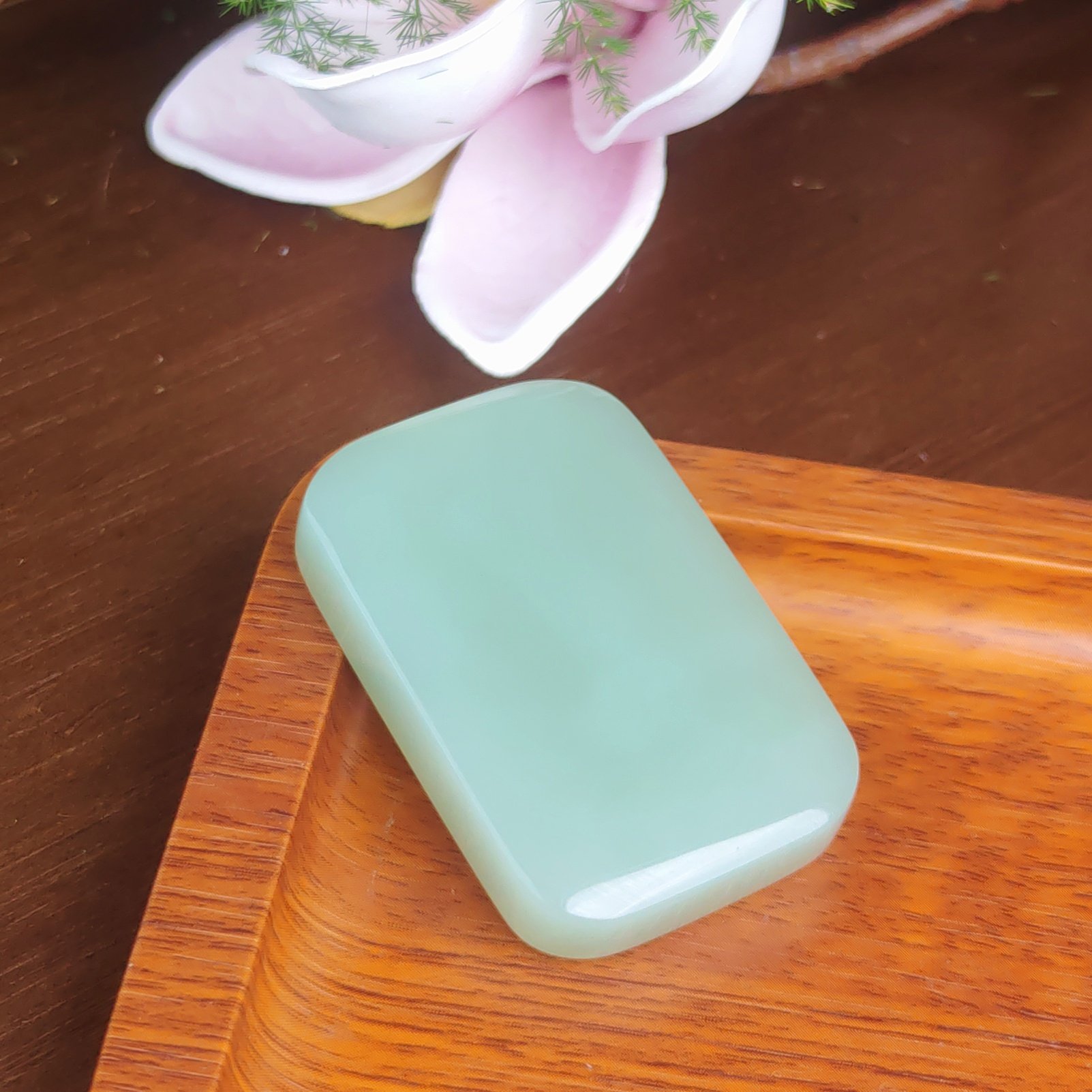 天然和田玉青海料无事牌挂件尺寸50*33*11清湖水吊坠玉吊坠玉牌