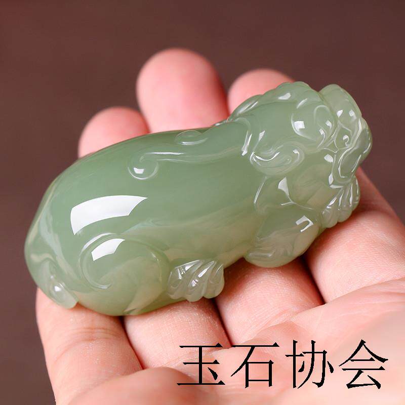 金丝玉昆仑老黄玉招财貔貅手把件和田玉青白玉糖玉把玩件百搭饰品