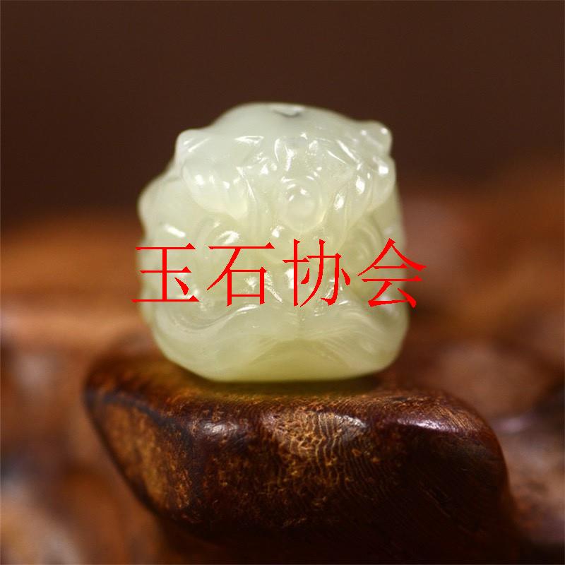 狮狮如意新疆和田玉醒狮吊坠男女款白玉配饰高端玉小狮子散珠挂件