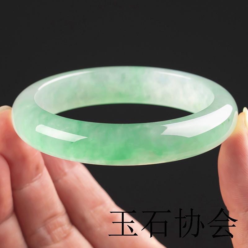 缅甸老坑冰种飘阳绿翡翠色手镯精选正圈贵妃镯女款冰糯种翡翠送礼