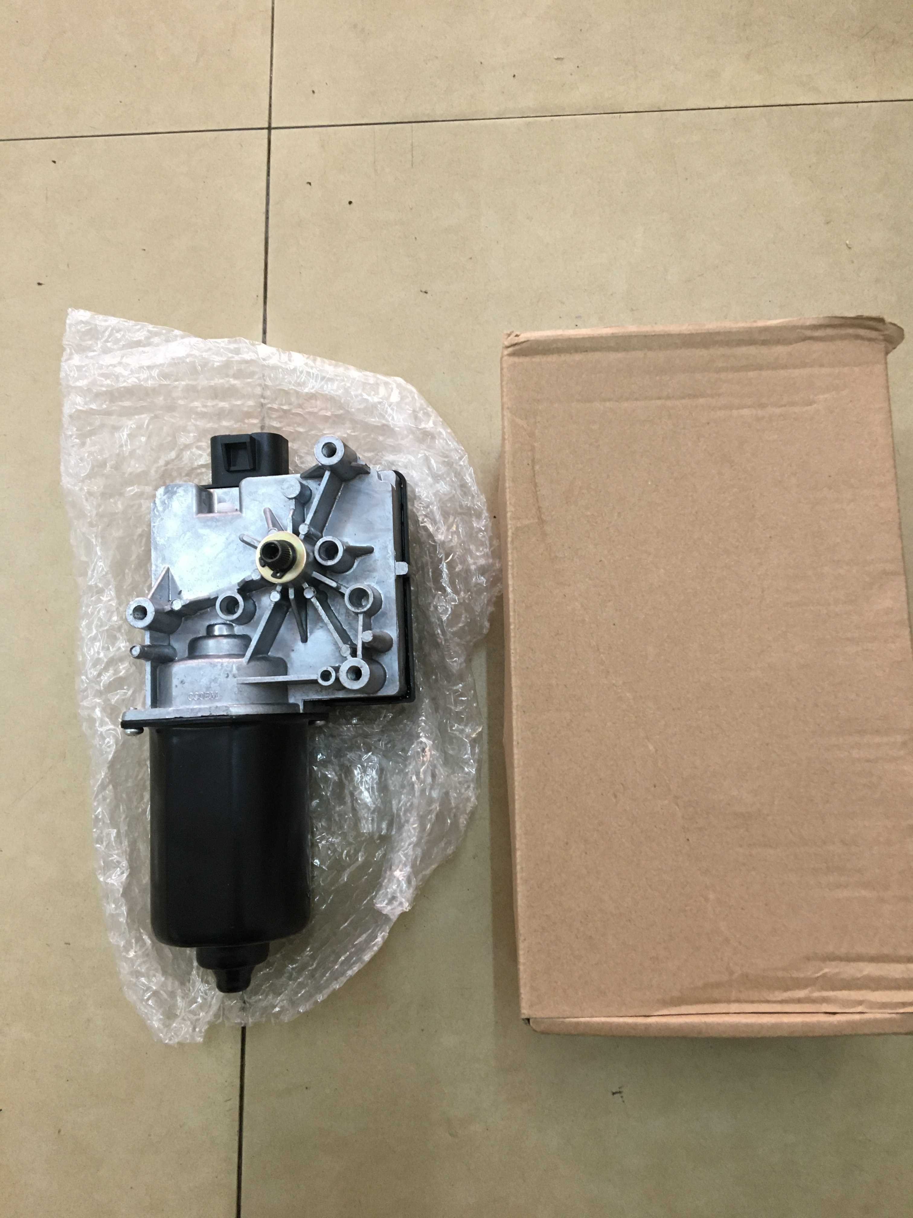 别克陆尊GL8新GL8雨刮电机雨刮马达全新配件