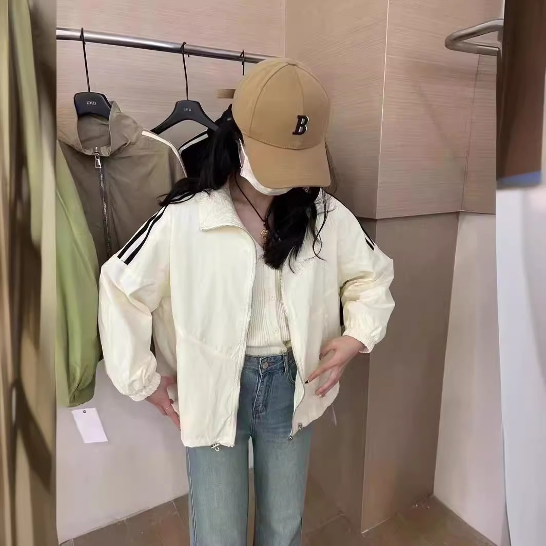 2024年新款外套女宽松休闲韩版开衫学院风外套显瘦时尚减龄外套