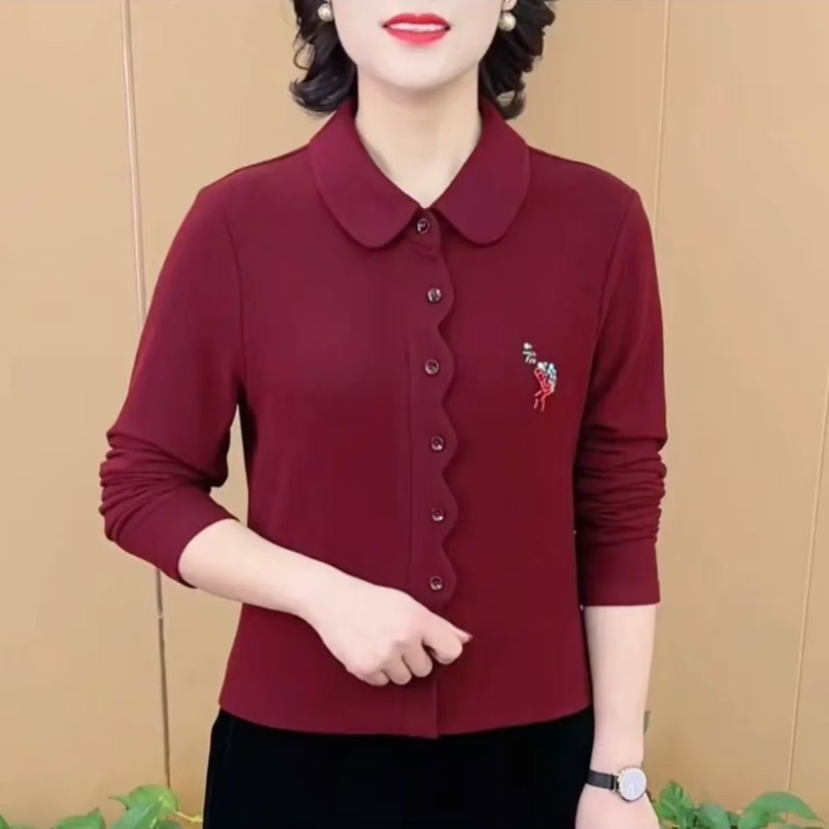 2025新款妈妈冬装磨毛打底衫中老年女装娃娃领保暖上衣