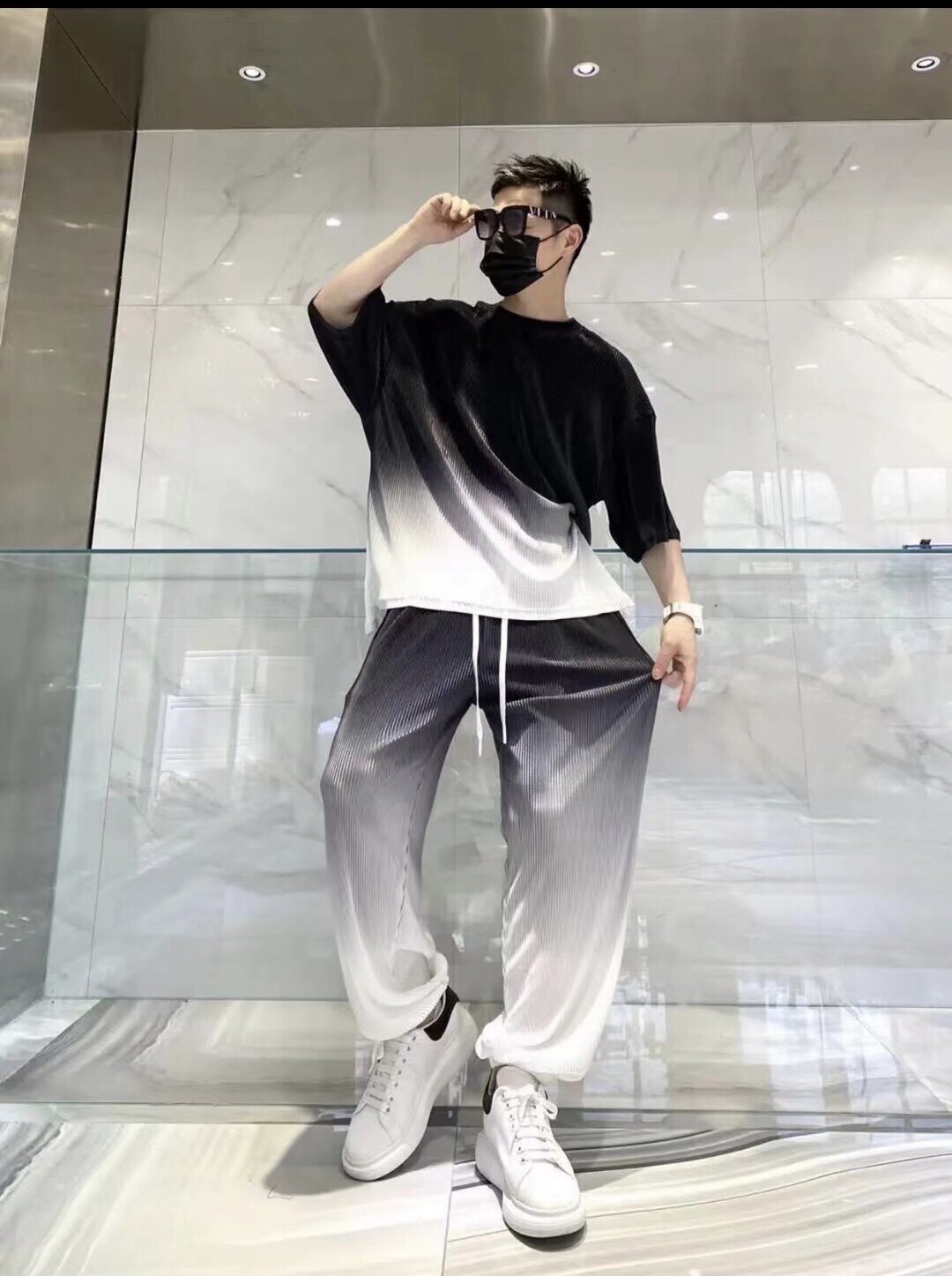 2024 여름 뉴 남성 캐주얼 루즈 투피스 양복 한국 스타일 트렌디 한 슈퍼 핫 그라데이션 아이스 실크 캐주얼 정장 남성용