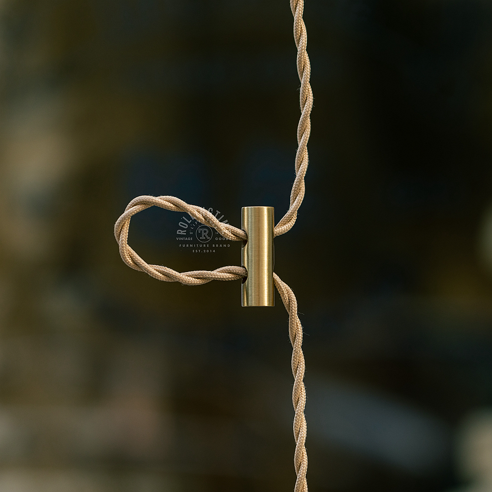 黄铜调节器可灵活调整灯线长短