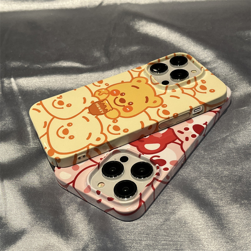 卡通适用苹果13手机壳维尼熊iPhone16promax草莓熊大眼仔14pro菲林硬壳14plus保护套新款12可爱11