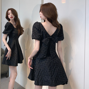 RM8860#夏季网红新款复古方领泡泡袖小黑裙设计感高腰显瘦