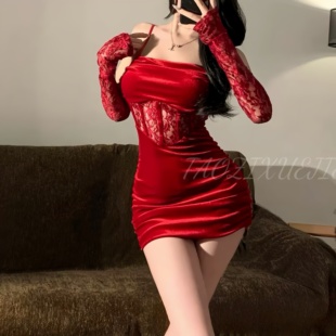 遗落红玫瑰| 辣妹蕾丝拼接红色吊带连衣裙氛围感修身显瘦包臀睡裙